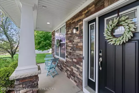 Exterior - 4385 Lavender Ln, Dewitt, MI 48820 photo 3 of 6