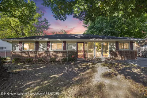 4210 Claiborne Ave, Lansing, MI 48917