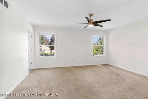 Bedroom - 1246 Keusch Dr, Dewitt, MI 48820 photo 4 of 5