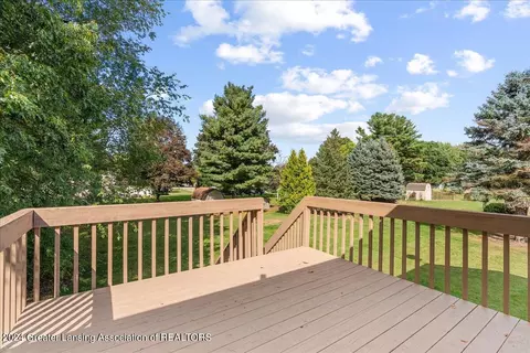 Exterior - 1246 Keusch Dr, Dewitt, MI 48820 photo 5 of 11