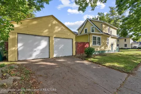 Exterior - 826 Riverview Ave, Lansing, MI 48915 photo 1 of 3