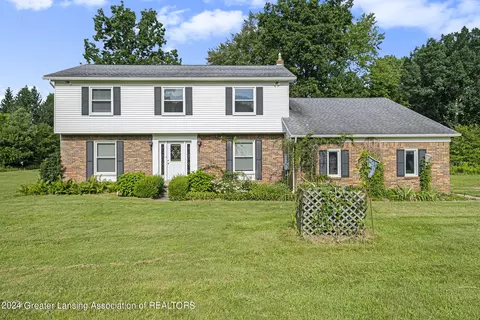 3846 Ridley Rd, Leslie, MI 49251