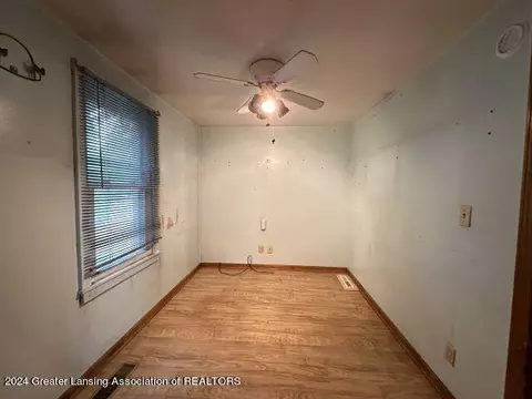 Bedroom - 321 W 3rd St, Charlotte, MI 48813 photo 3 of 5