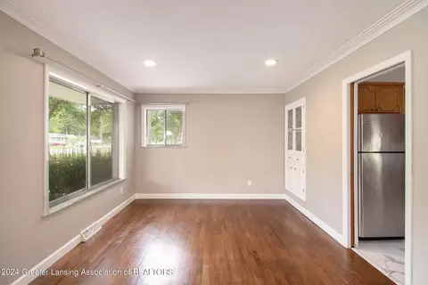 Living - 200 W Northrup St, Lansing, MI 48911 photo 4 of 4