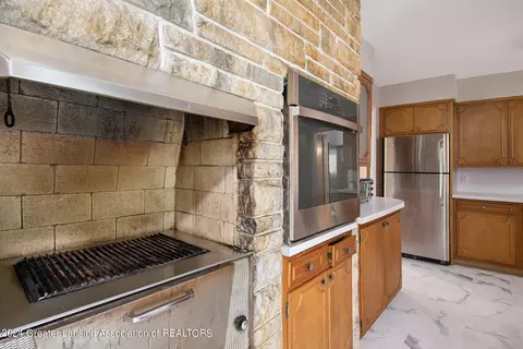 Kitchen - 200 W Northrup St, Lansing, MI 48911 photo 4 of 5