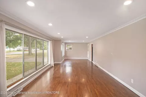 Living - 200 W Northrup St, Lansing, MI 48911 photo 1 of 4
