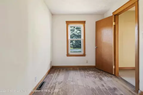 2402 E Maple Rapids Rd, Saint Johns, MI 48879 photo 12