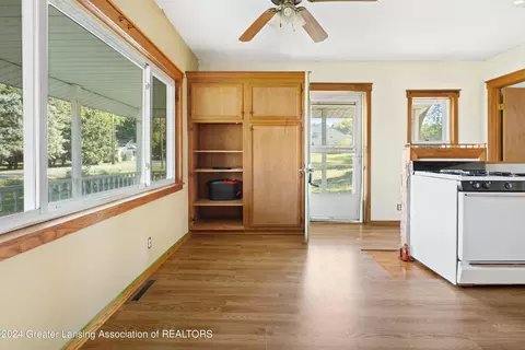 2402 E Maple Rapids Rd, Saint Johns, MI 48879 photo 6