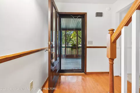 Entry Way - 1510 W Pratt Rd, Dewitt, MI 48820 photo 1 of 7