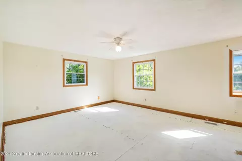 Bedroom - 1265 E Parks Rd, Saint Johns, MI 48879 photo 1 of 5