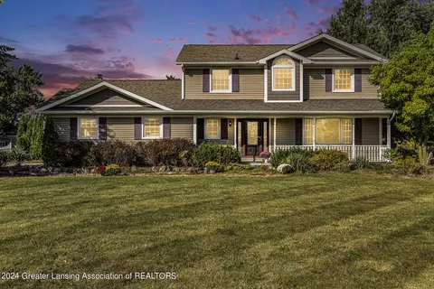 Exterior - 1265 E Parks Rd, Saint Johns, MI 48879 photo 2 of 8