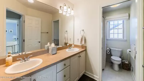 Bath - 13165 Speckledwood Dr, Dewitt, MI 48820 photo 1 of 1