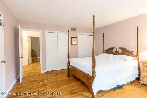 Bedroom - 1812 Persimmon Path, Holt, MI 48842 photo 2 of 8