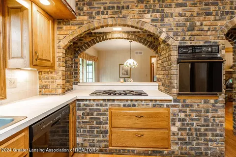 Kitchen - 1812 Persimmon Path, Holt, MI 48842 photo 3 of 5