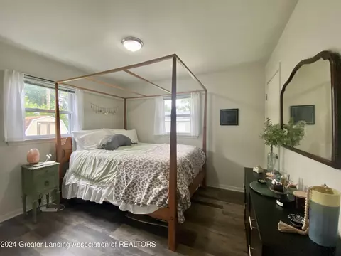 Bedroom - 801 E Cavanaugh Rd, Lansing, MI 48910 photo 1 of 3