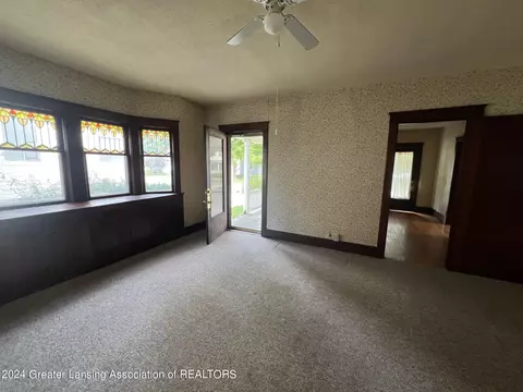 Living - 309 S Pleasant St, Belding, MI 48809 photo 6 of 7
