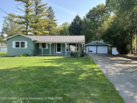 4521 Stafford Ave, Lansing, MI 48910