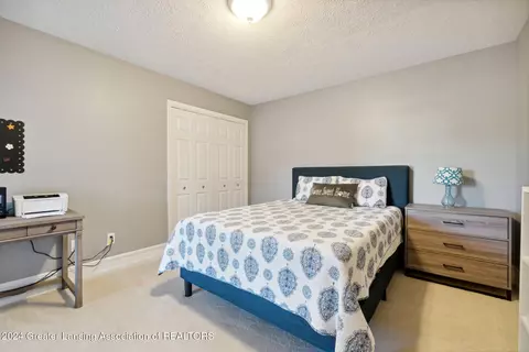 Bedroom - 15033 Classic Dr, Bath, MI 48808 photo 2 of 3