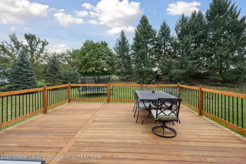 1102 Wolf Run Dr, Lansing, MI 48917 photo 32