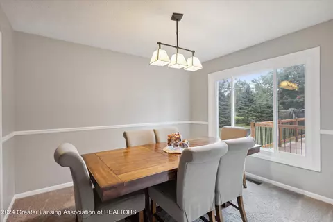 1102 Wolf Run Dr, Lansing, MI 48917 photo 8