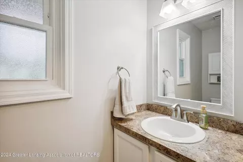 1102 Wolf Run Dr, Lansing, MI 48917 photo 11