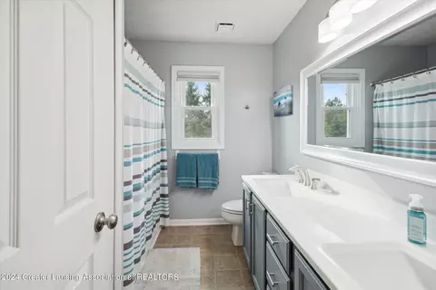 1102 Wolf Run Dr, Lansing, MI 48917 photo 21