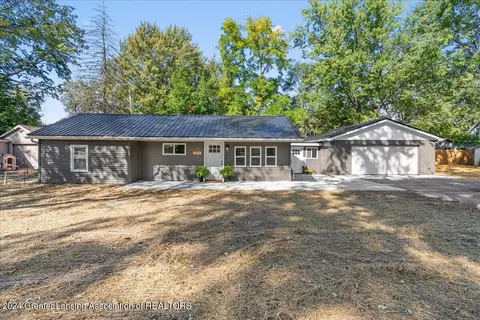 1713 Melinda St, Owosso, MI 48867