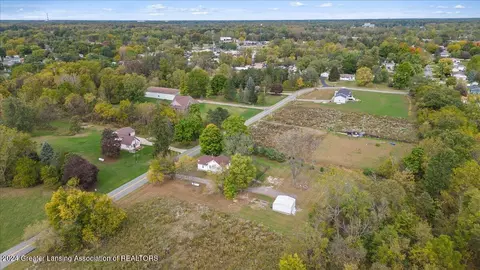 View/Area - 2558 Gilbert Rd, Lansing, MI 48911 photo 5 of 7