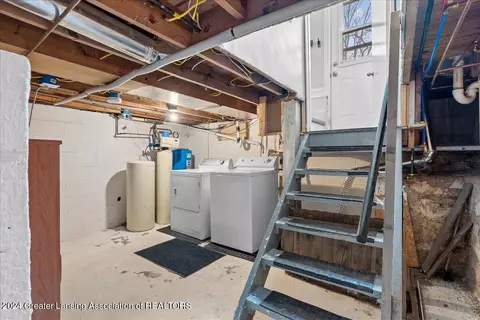 Other - 2558 Gilbert Rd, Lansing, MI 48911 photo 7 of 10