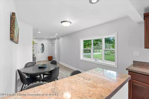 Entry Way - 2558 Gilbert Rd, Lansing, MI 48911 photo 4 of 7