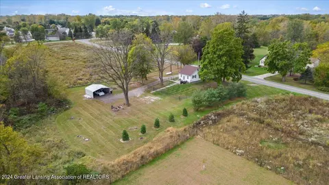 View/Area - 2558 Gilbert Rd, Lansing, MI 48911 photo 7 of 7