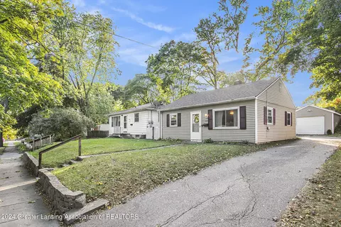 725 Maryland Ave, Lansing, MI 48906