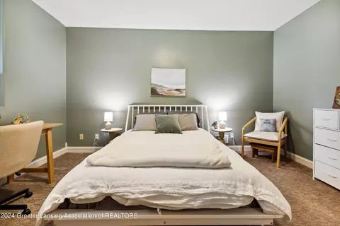 Bedroom - 7969 Ashbrook Dr, Haslett, MI 48840 photo 13 of 14