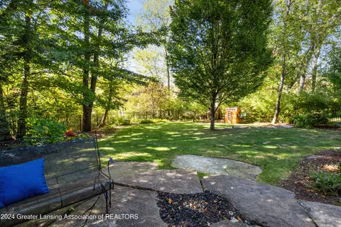 Exterior - 7969 Ashbrook Dr, Haslett, MI 48840 photo 19 of 20