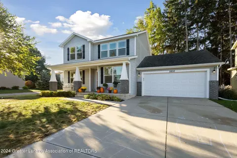 5830 Chartres Way, East Lansing, MI 48823