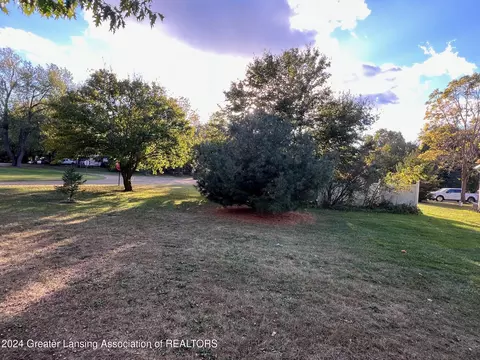 700 Lamb St, Perry, MI 48872 photo 23