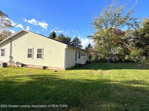 700 Lamb St, Perry, MI 48872 photo 20