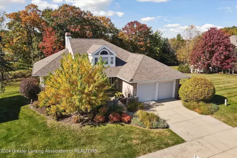 6111 W Longview Dr, East Lansing, MI 48823