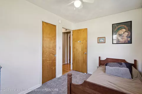 Bedroom - 8901 Seney Dr, Dimondale, MI 48821 photo 4 of 8
