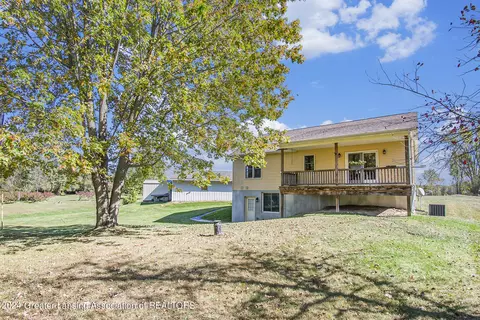 7789 Williams Rd, Lansing, MI 48911 photo 26