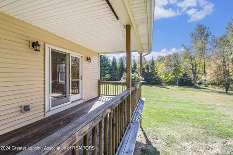 7789 Williams Rd, Lansing, MI 48911 photo 23