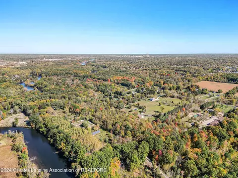 7789 Williams Rd, Lansing, MI 48911 photo 35