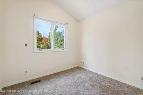 2125 Clearview Ave, Lansing, MI 48917 photo 25