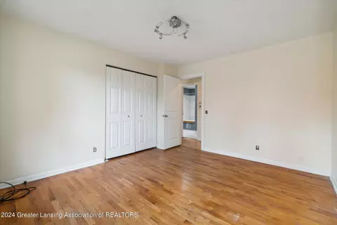 2125 Clearview Ave, Lansing, MI 48917 photo 17