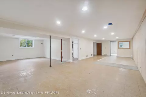 2125 Clearview Ave, Lansing, MI 48917 photo 35