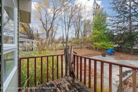2125 Clearview Ave, Lansing, MI 48917 photo 27