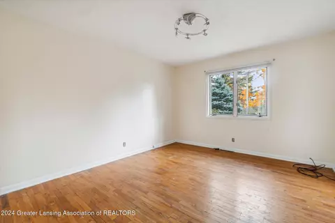 2125 Clearview Ave, Lansing, MI 48917 photo 16