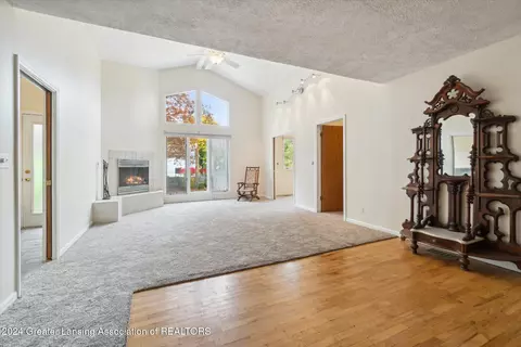 2125 Clearview Ave, Lansing, MI 48917 photo 22
