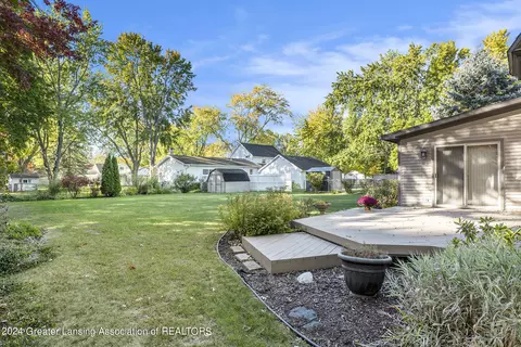204 E Sturgis St, Saint Johns, MI 48879 photo 24