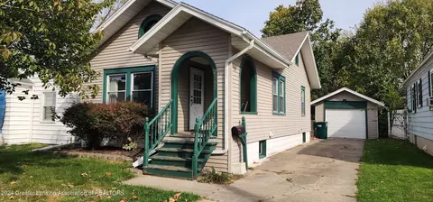 2341 Lyons Ave, Lansing, MI 48910
